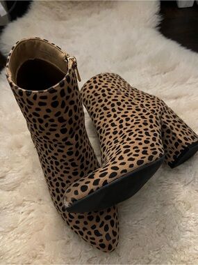 BAMBOO Leopard Print Ankle Boots in Tan and Black